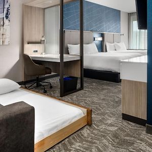 Queen Suite